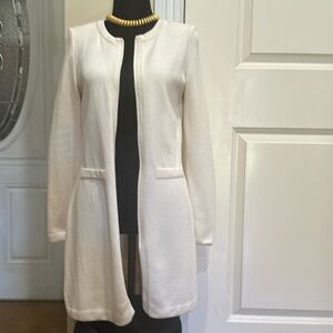 ST JOHN Collection gorgeous jacket sweater in excellent condition. Super elegant